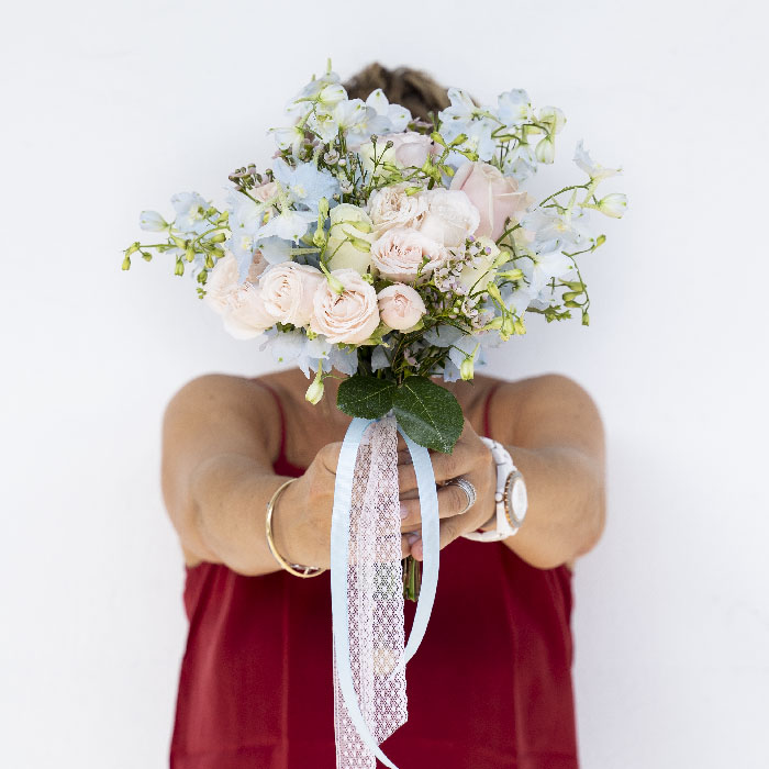 Création Serre Sauvage pour votre bouquet de mariée pastel