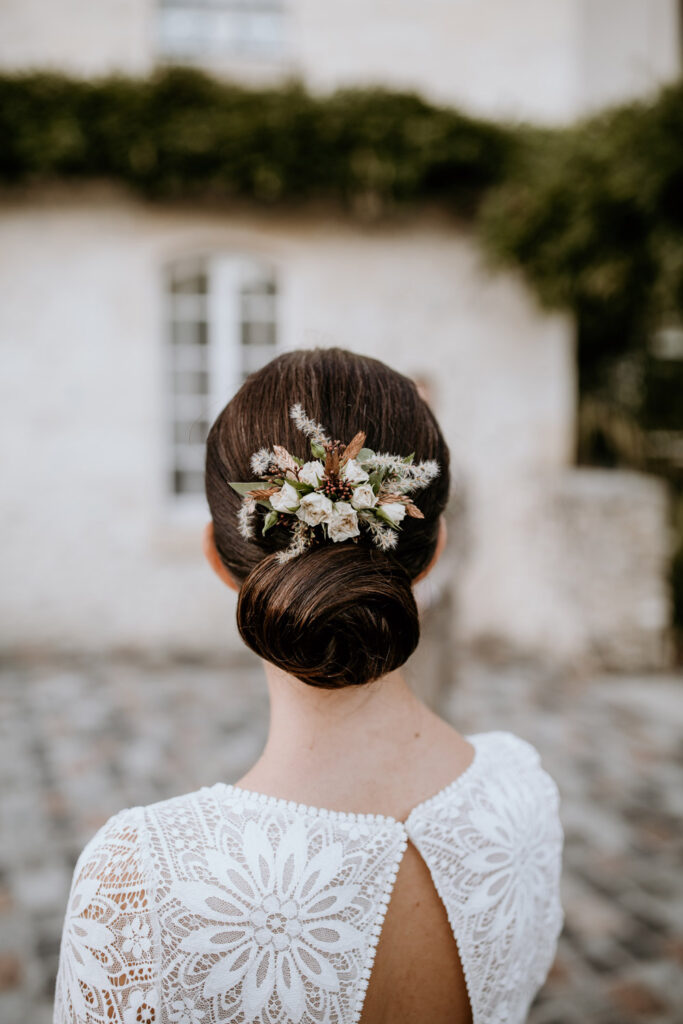 Peigne fleuri